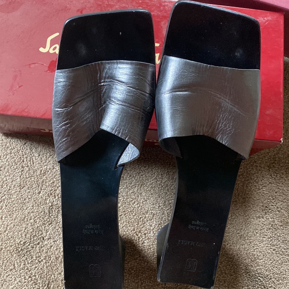 Sandals - Picture 3 of 6